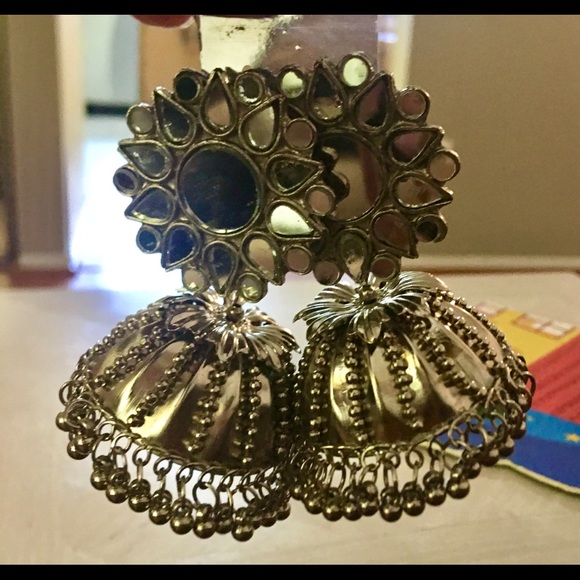 big jhumke - Picture 2 of 2